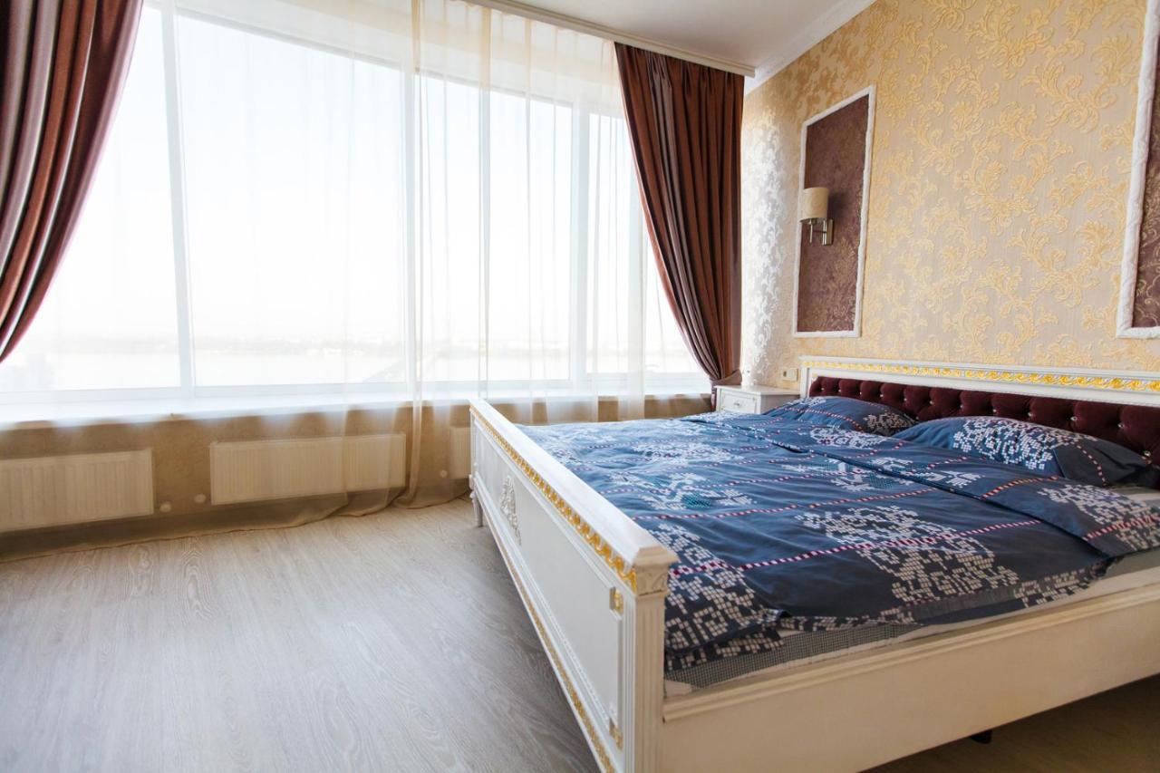 Sun City Apart Hotel Dnipro Exteriör bild