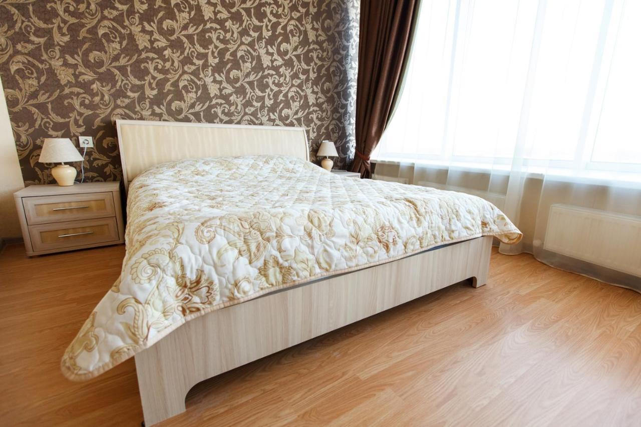 Sun City Apart Hotel Dnipro Exteriör bild
