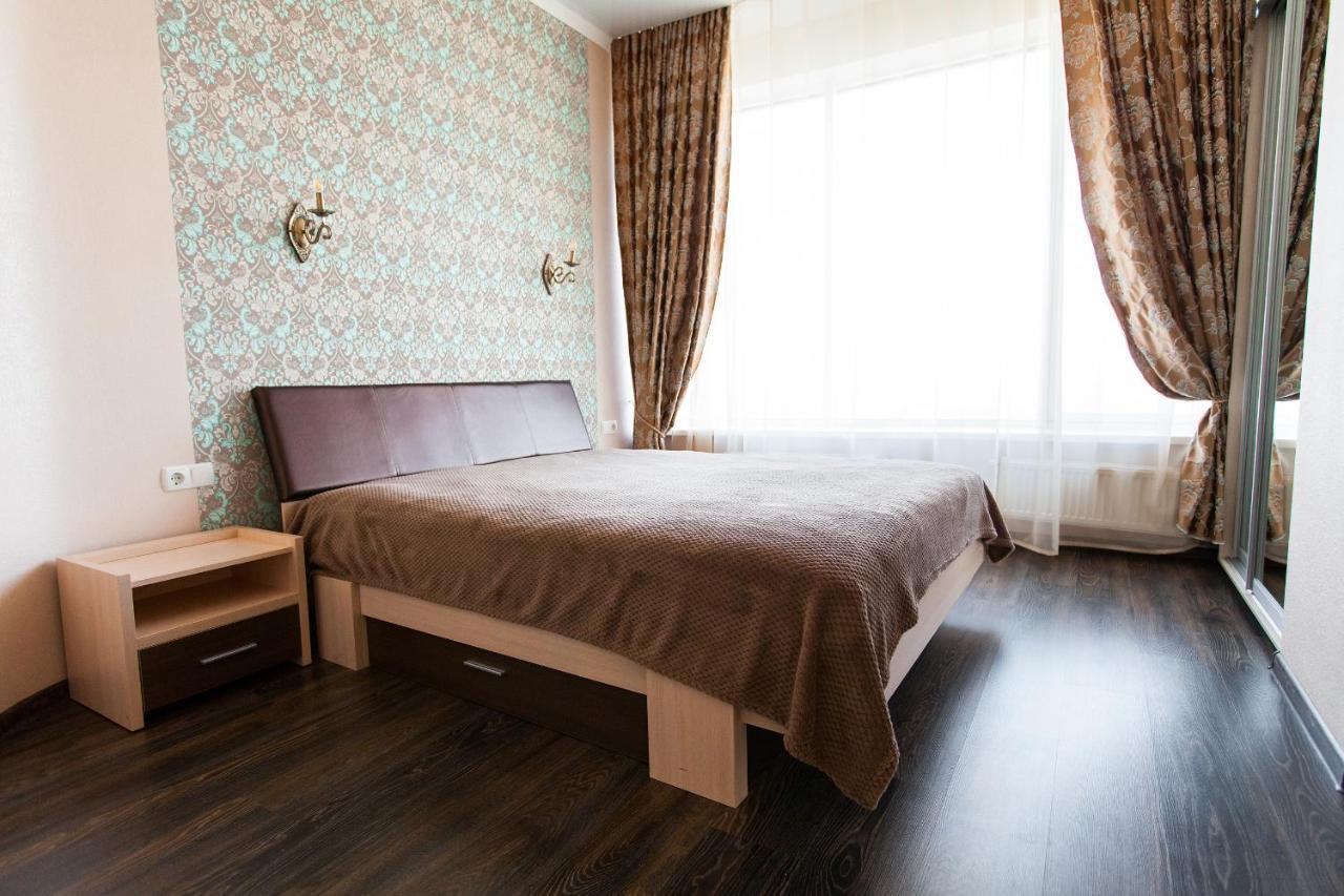 Sun City Apart Hotel Dnipro Exteriör bild