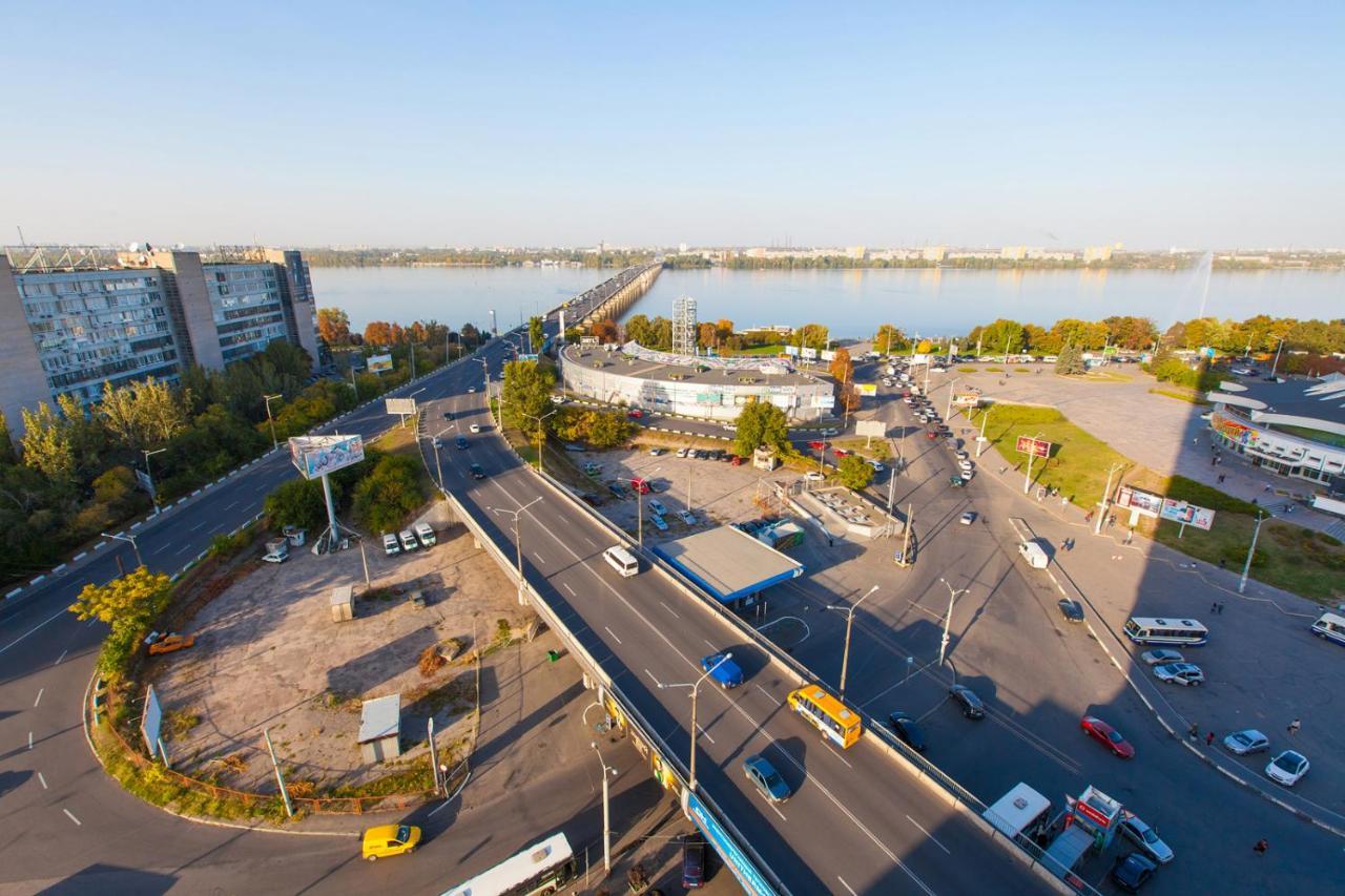 Sun City Apart Hotel Dnipro Exteriör bild