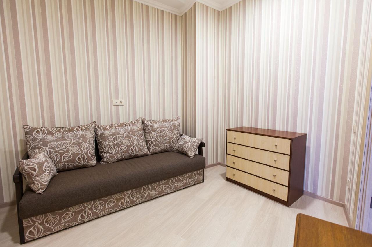 Sun City Apart Hotel Dnipro Exteriör bild
